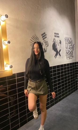 Azra😻